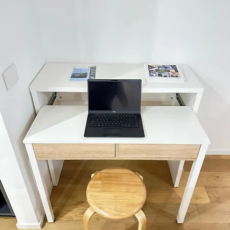 Modern Lungolago Di Appartamento