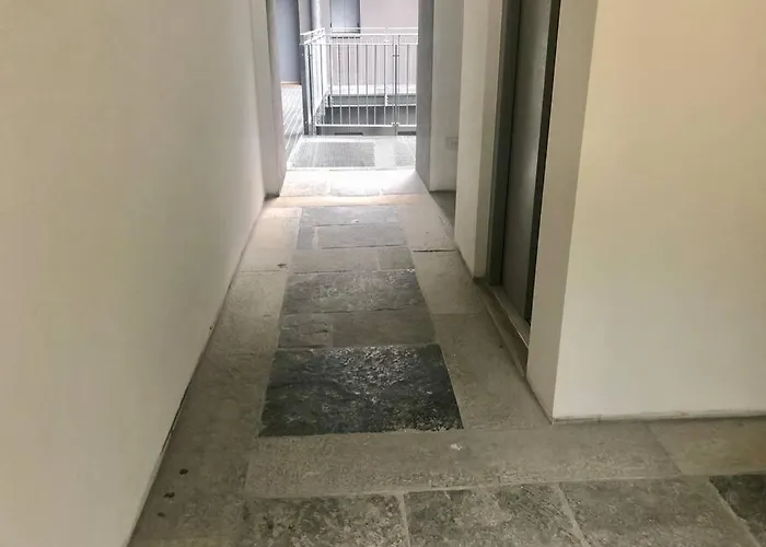 דירה Modern Lungolago Di קומו